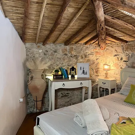 Casa vacanze Dommu Sia Luisa *